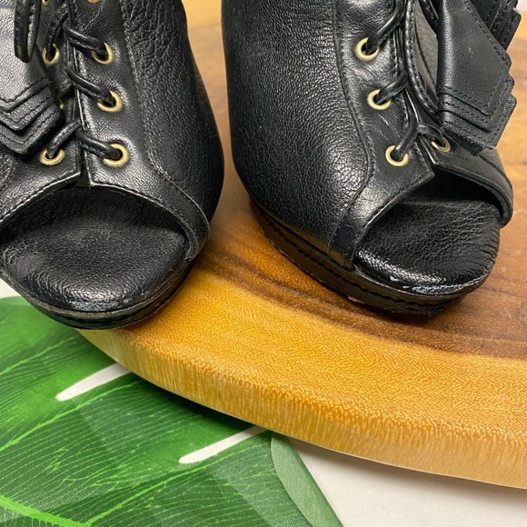 Hollywould Made In Italy Leather Lace Ip Peep Toe Heels - Picture 5 of 12